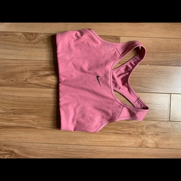 Nike Sports bra - Picture 1 of 3